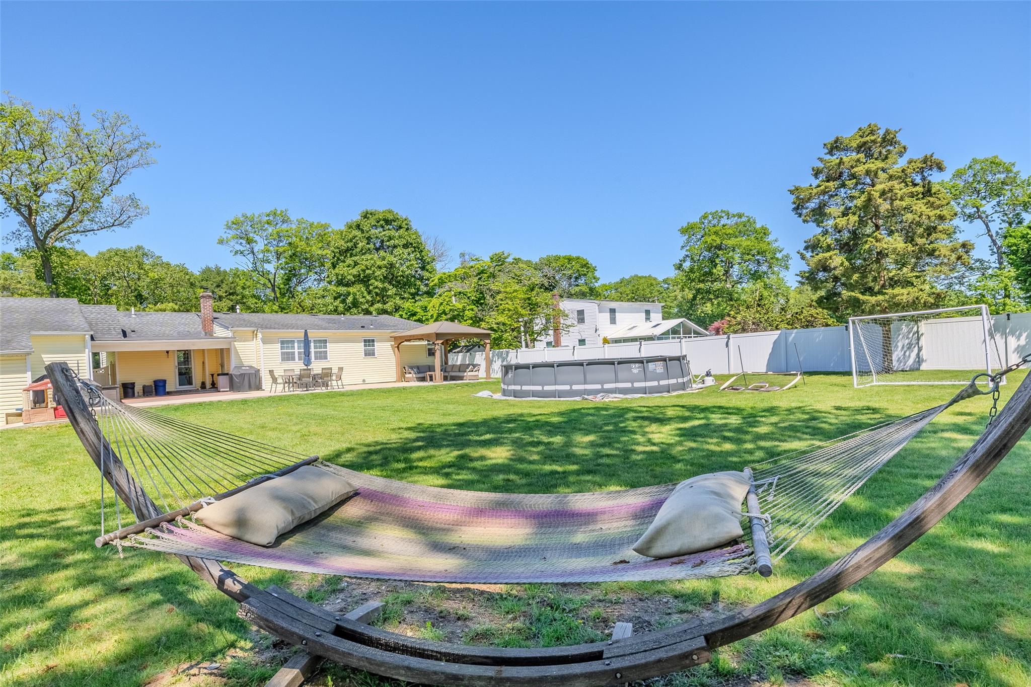 39 Harned Road, Commack, New York image 35
