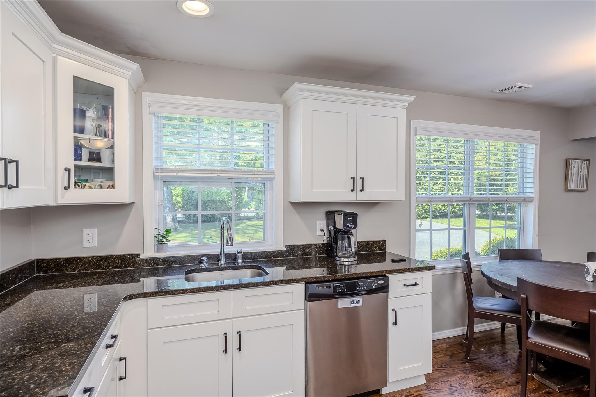 39 Harned Road, Commack, New York image 10