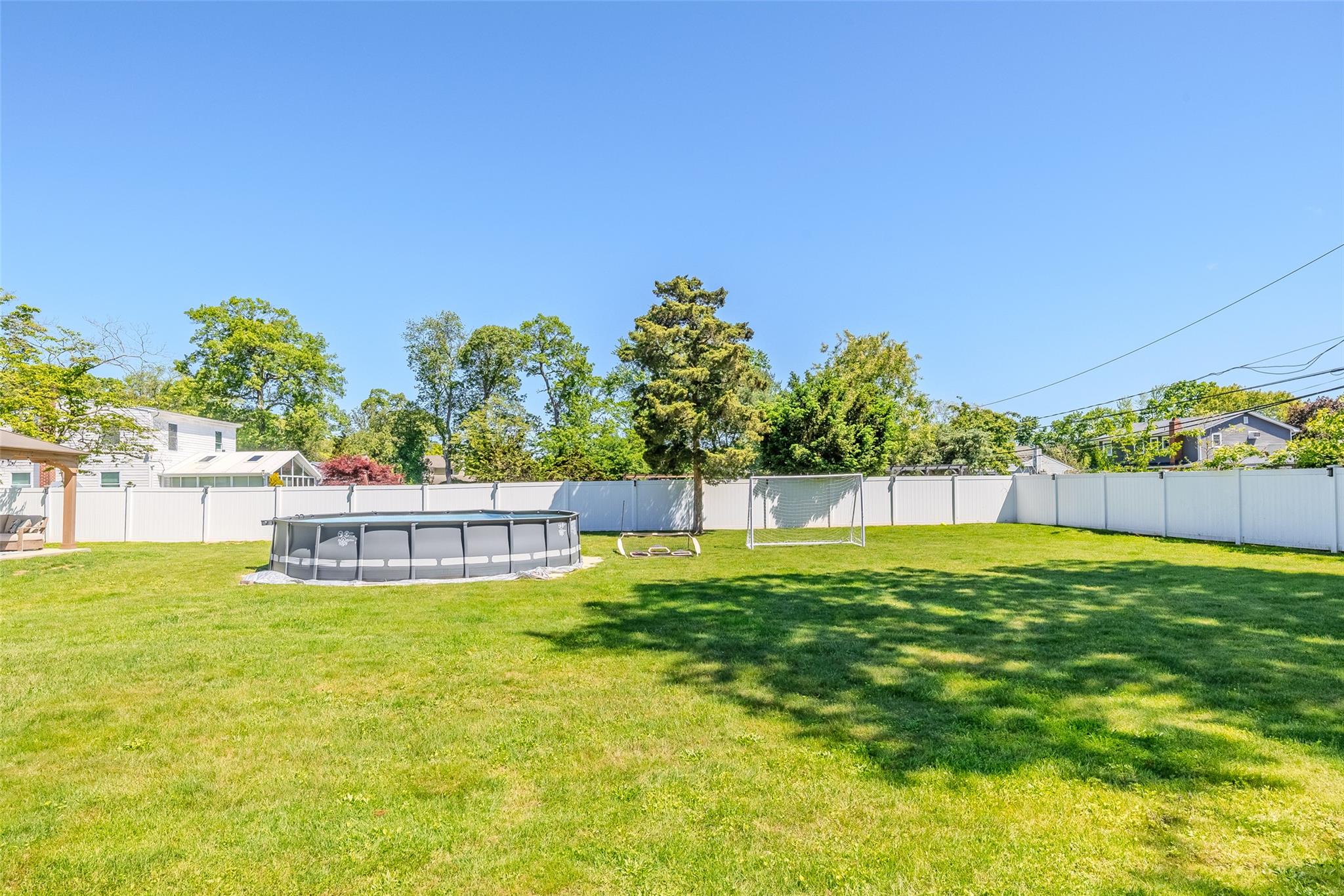 39 Harned Road, Commack, New York image 36