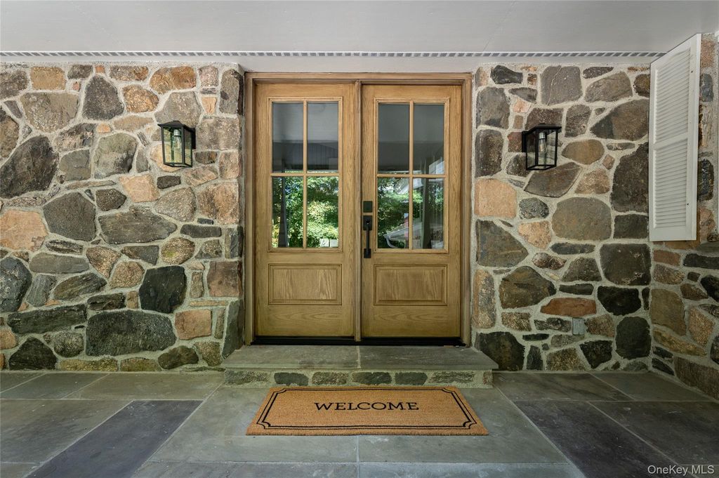 Photo of 13 Hissarlik Way, Bedford, NY 10506 (MLS # 956058)