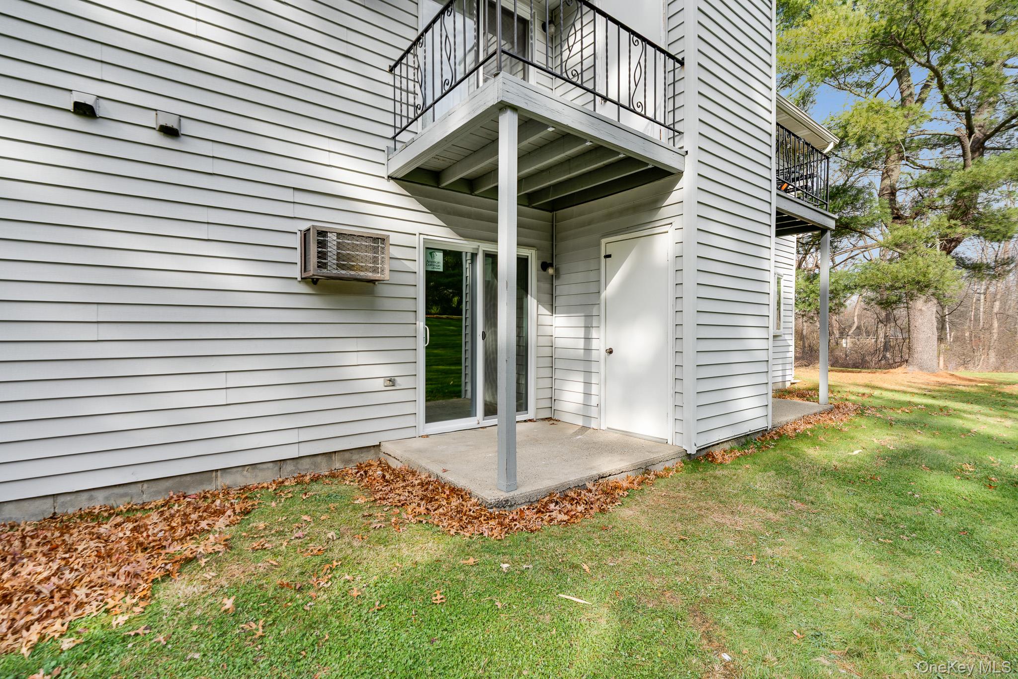 Fishkill, New York 12524, United States, 1 Bedroom Bedrooms, ,1 BathroomBathrooms,Residential,Active,249765