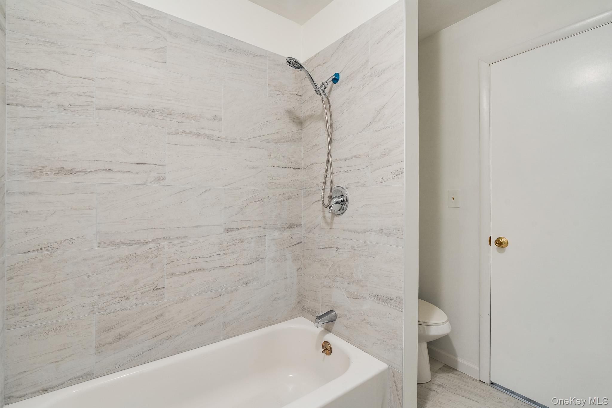 Fishkill, New York 12524, United States, 1 Bedroom Bedrooms, ,1 BathroomBathrooms,Residential,Active,249765