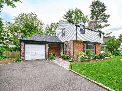 2 Plymouth Road Port Washington NY 11050