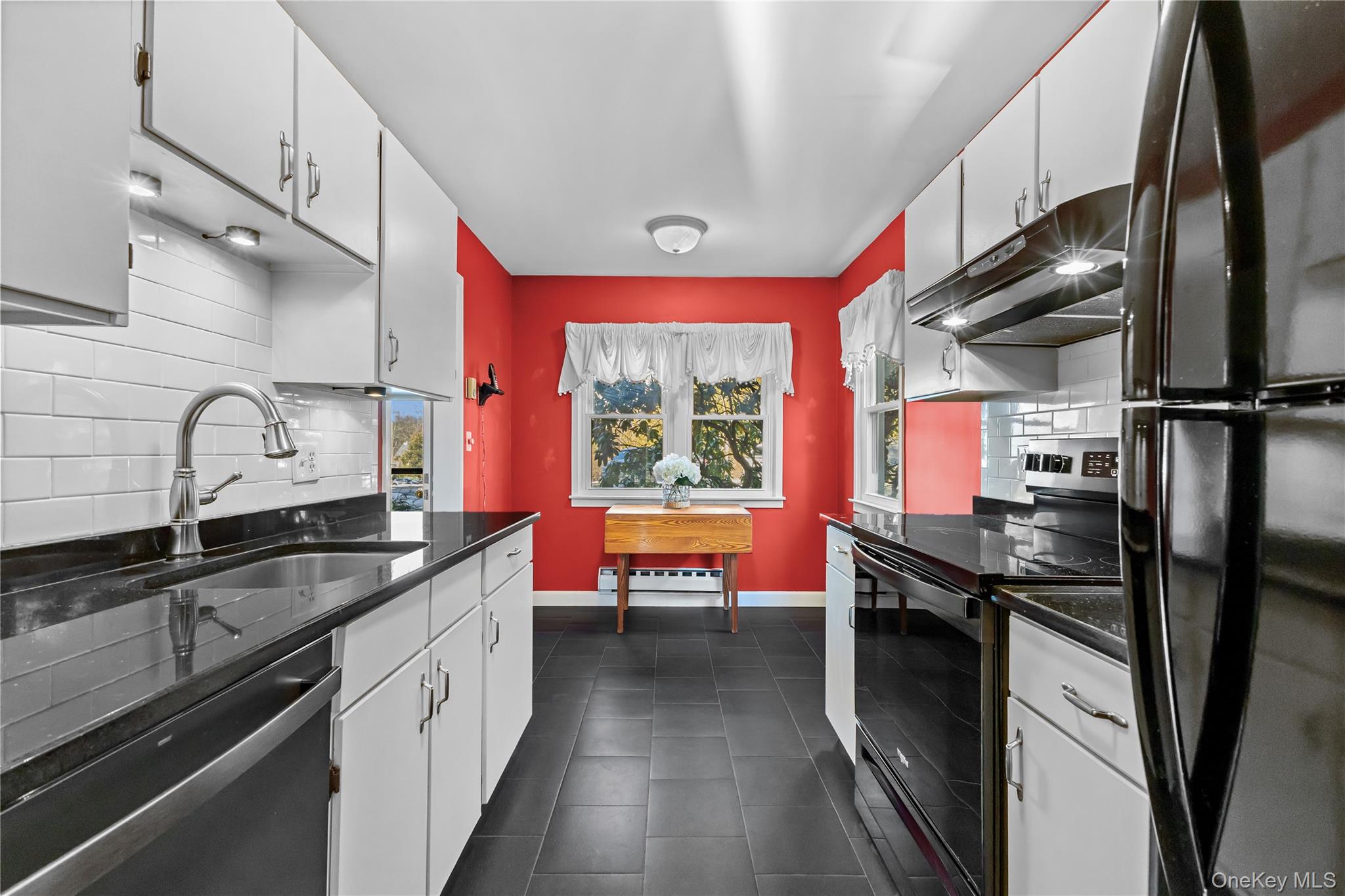 182 Heritage Hills A