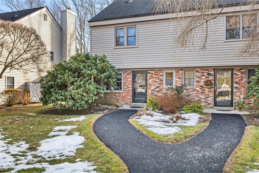 Photo of 182 Heritage Hills #A, Somers, NY 10589 (MLS # 949573)