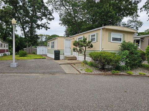 1964 River Rd Unit 37, Calverton, NY 11933 - MLS#: 883507