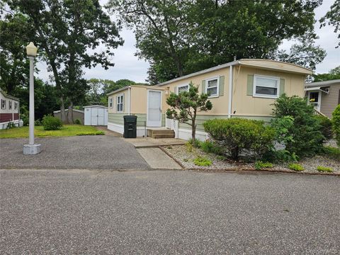1964 River Rd Unit 37, Calverton, NY 11933 - MLS#: 883507