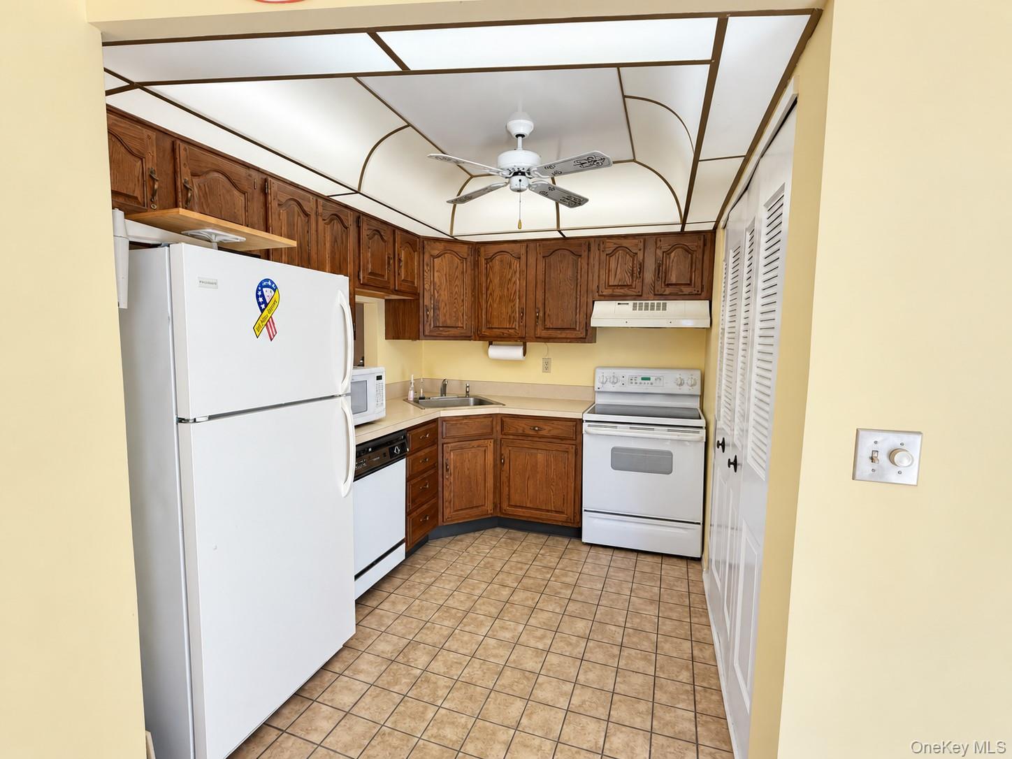 187 Knolls Drive