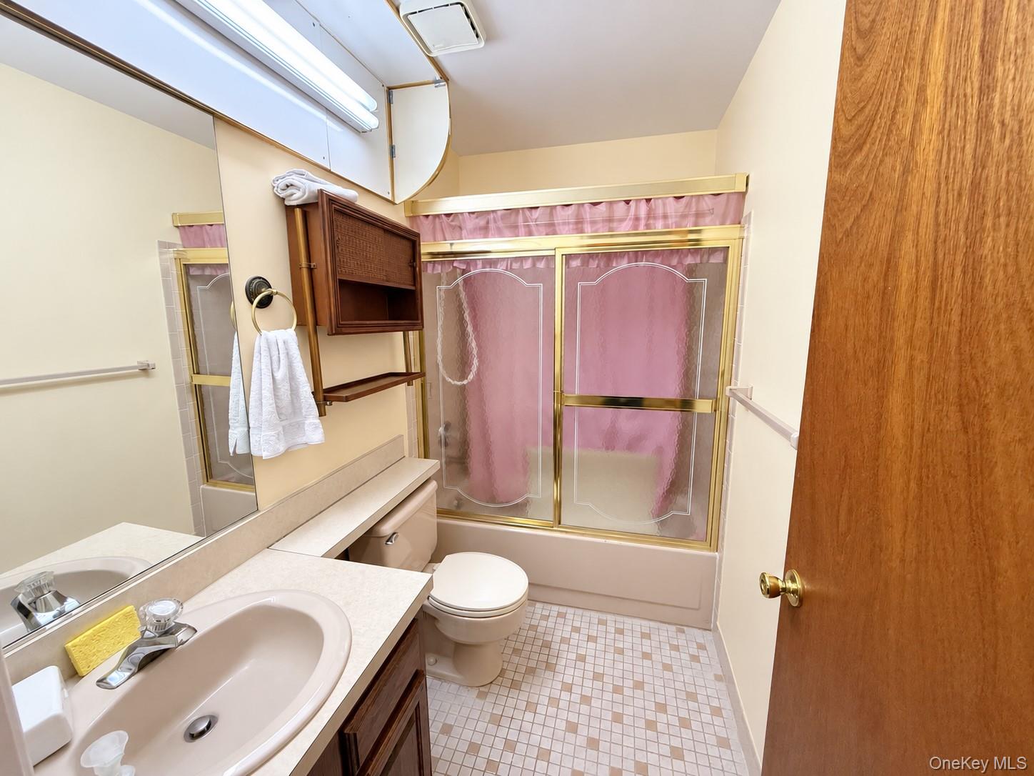 187 Knolls Drive