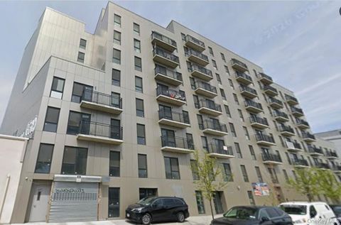 Photo of 70-25 Queens Boulevard #6H, Woodside, NY 11377 (MLS # 1018606)