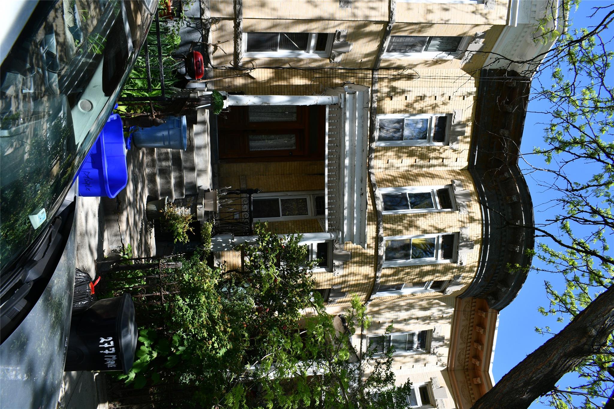 277 Maple Street