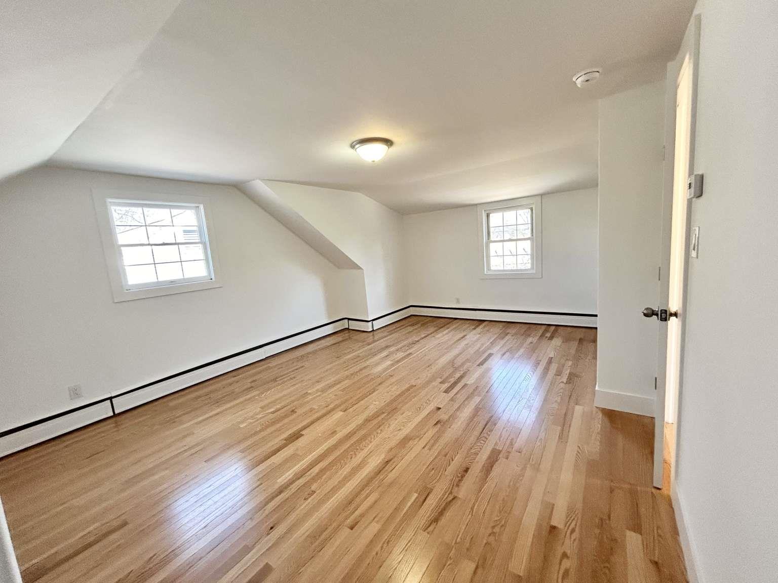 1686 Sycamore Avenue, Merrick, New York image 16