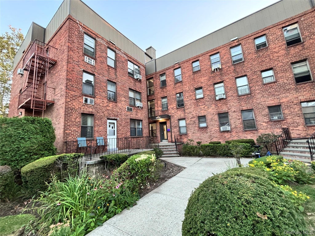 Photo of 215-27 48th Avenue #1B, Bayside, NY 11364 (MLS # 1044817)
