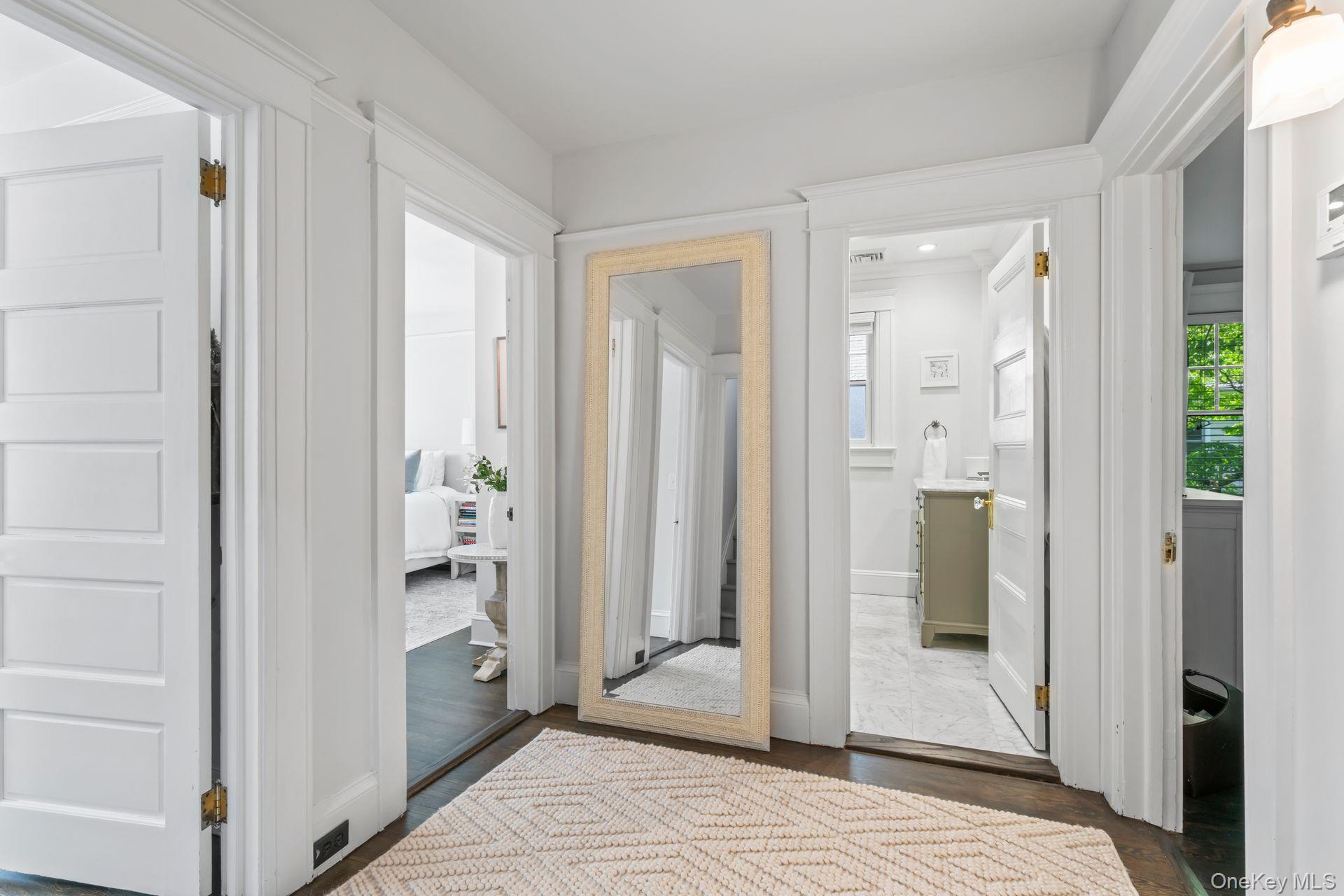 Sea Cliff, New York 11579, United States, 3 Bedrooms Bedrooms, ,3 BathroomsBathrooms,Residential,Active,233996