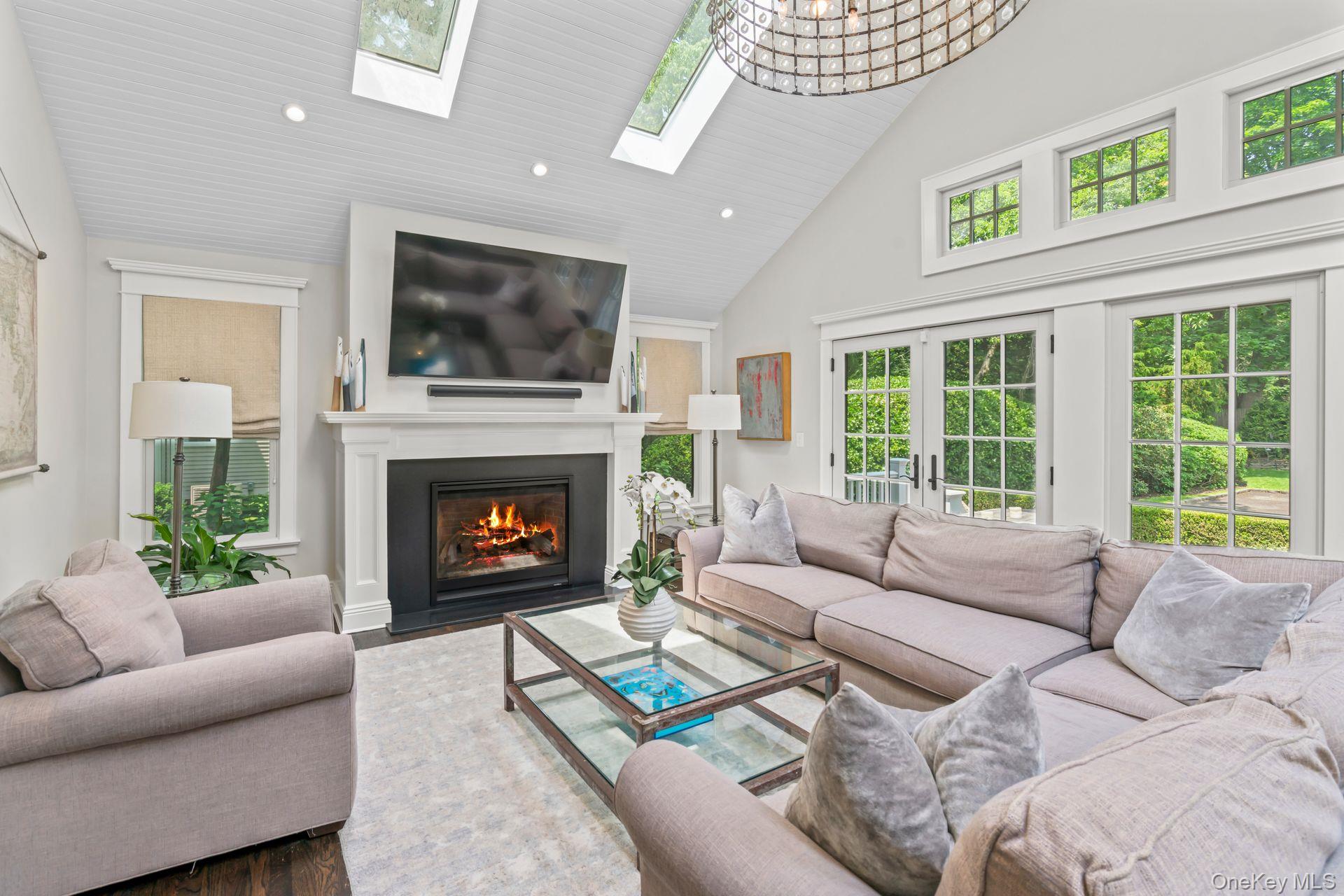 Sea Cliff, New York 11579, United States, 3 Bedrooms Bedrooms, ,3 BathroomsBathrooms,Residential,Active,233996