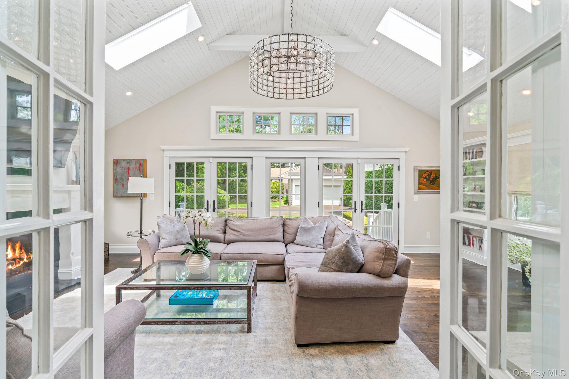 Sea Cliff, New York 11579, United States, 3 Bedrooms Bedrooms, ,3 BathroomsBathrooms,Residential,Active,233996