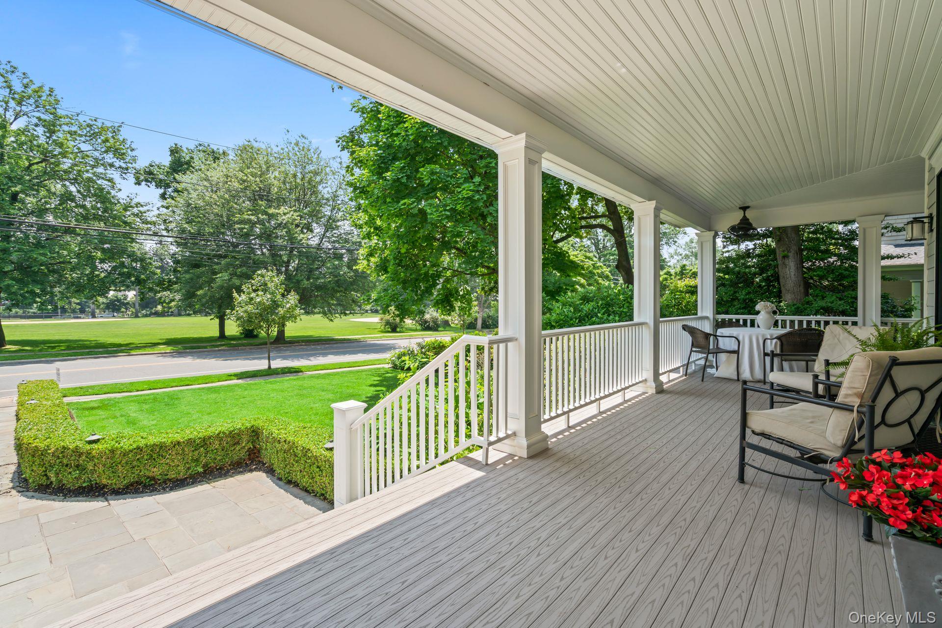 Sea Cliff, New York 11579, United States, 3 Bedrooms Bedrooms, ,3 BathroomsBathrooms,Residential,Active,233996