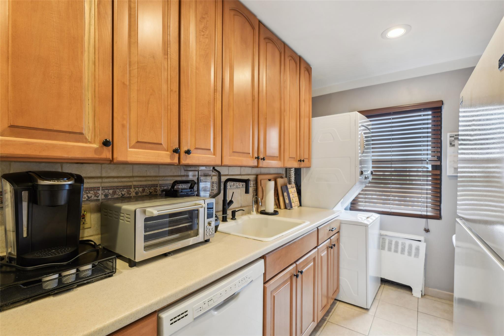 1213 East Broadway #B25, Hewlett, New York image 6