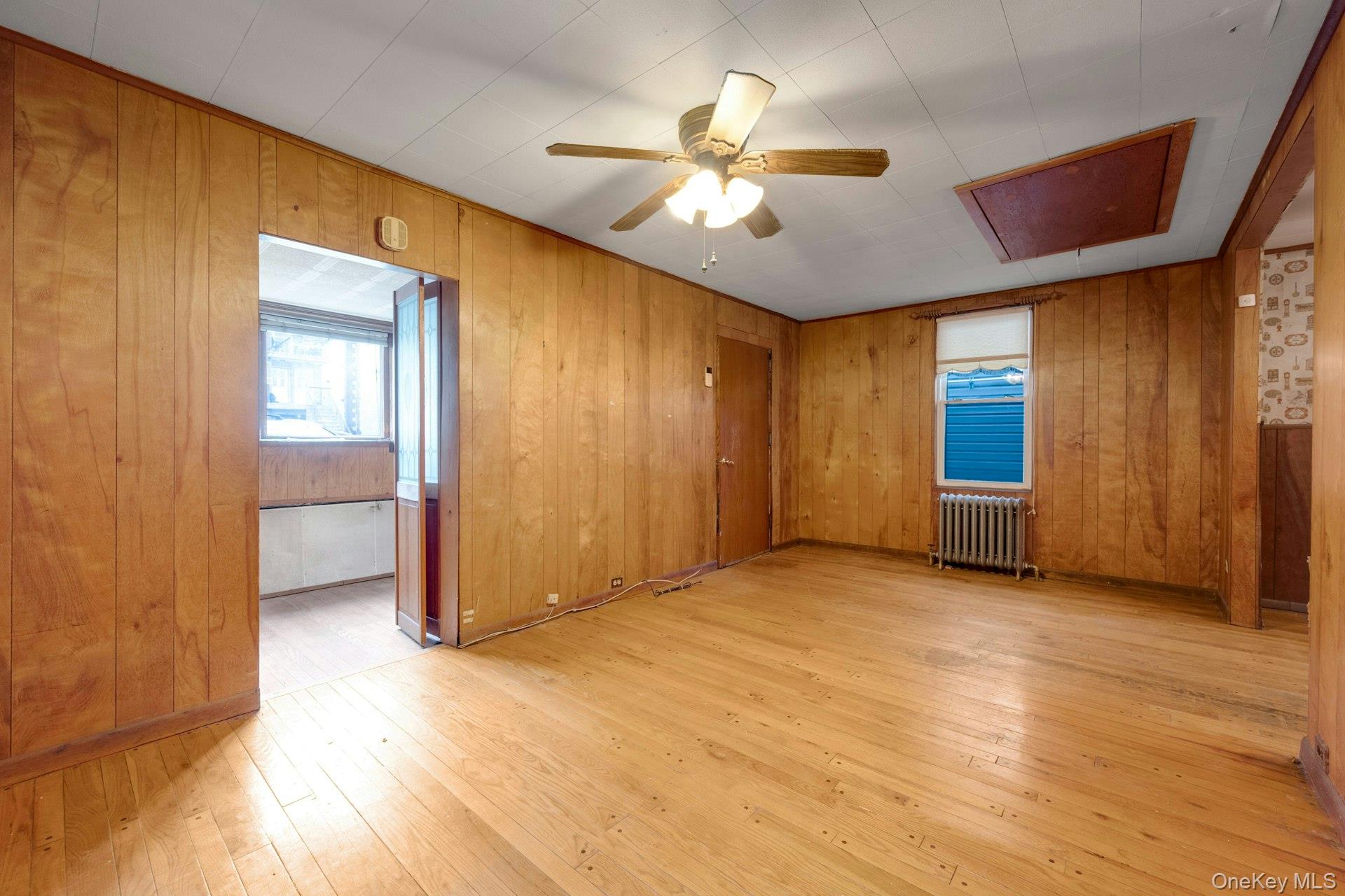 556 Ellsworth Avenue