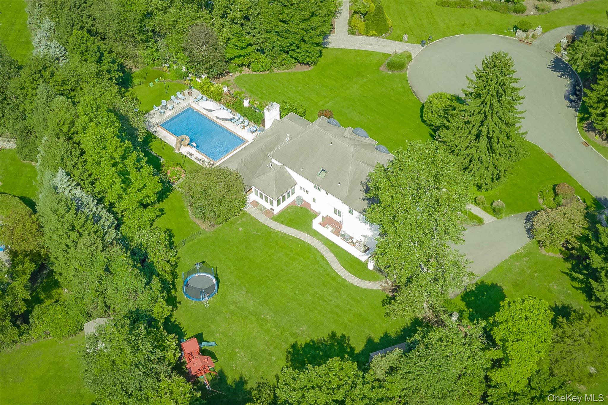 10 Cobblestone Farm Court