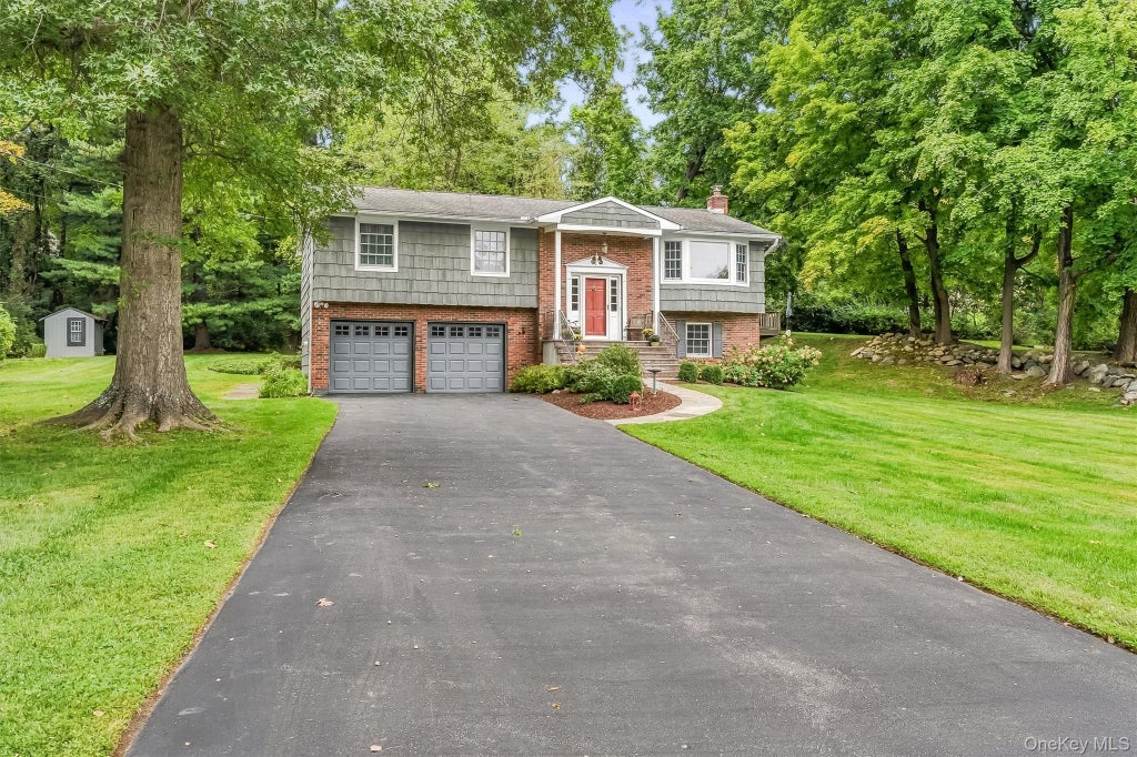 Photo of 11 Ann Road, Carmel, NY 10512 (MLS # 1053334)