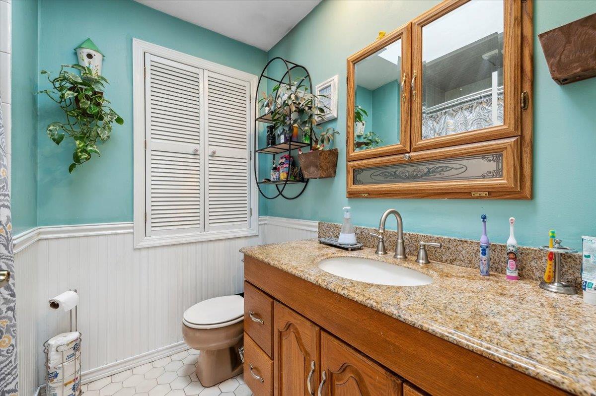 3363 Emeric Avenue, Wantagh, New York image 18
