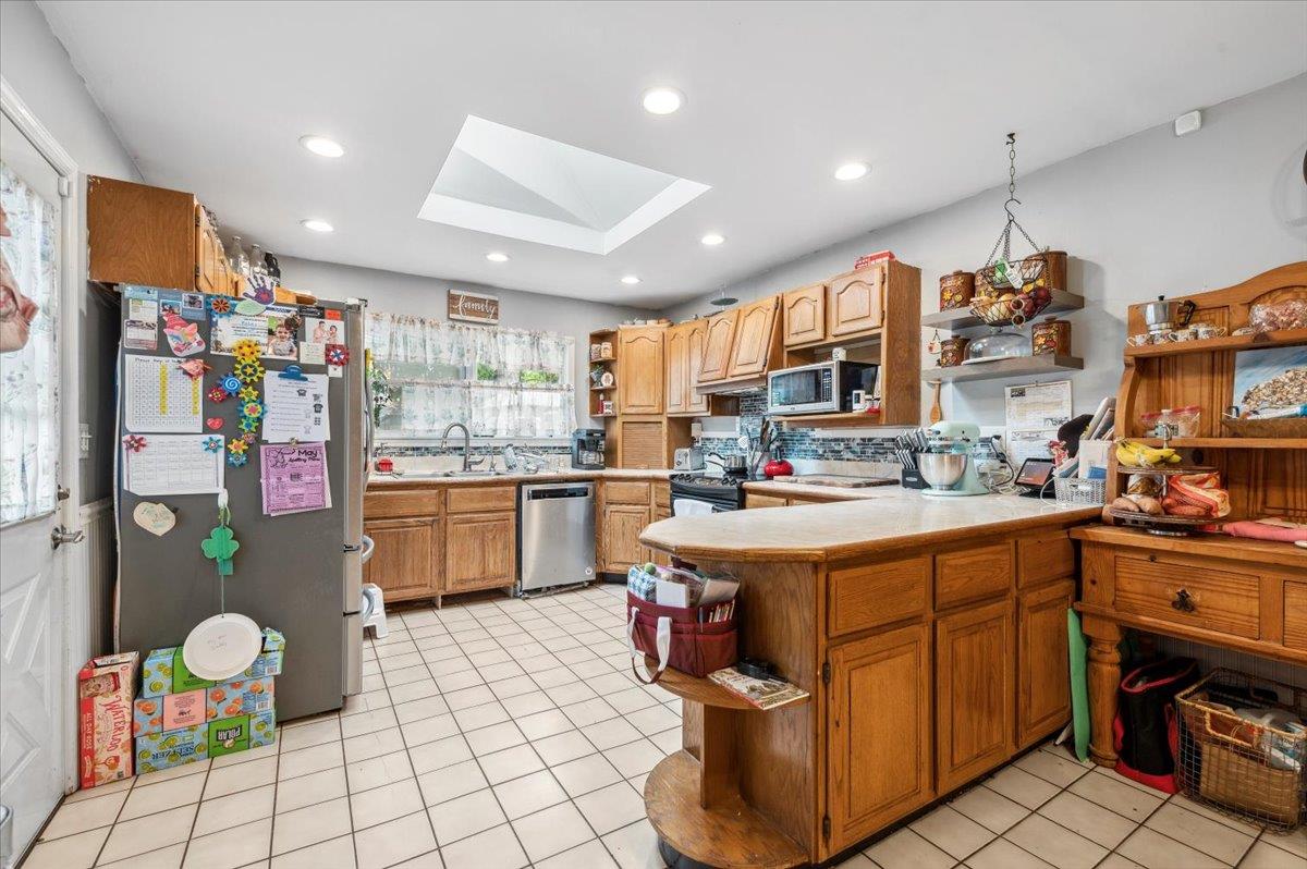 3363 Emeric Avenue, Wantagh, New York image 9
