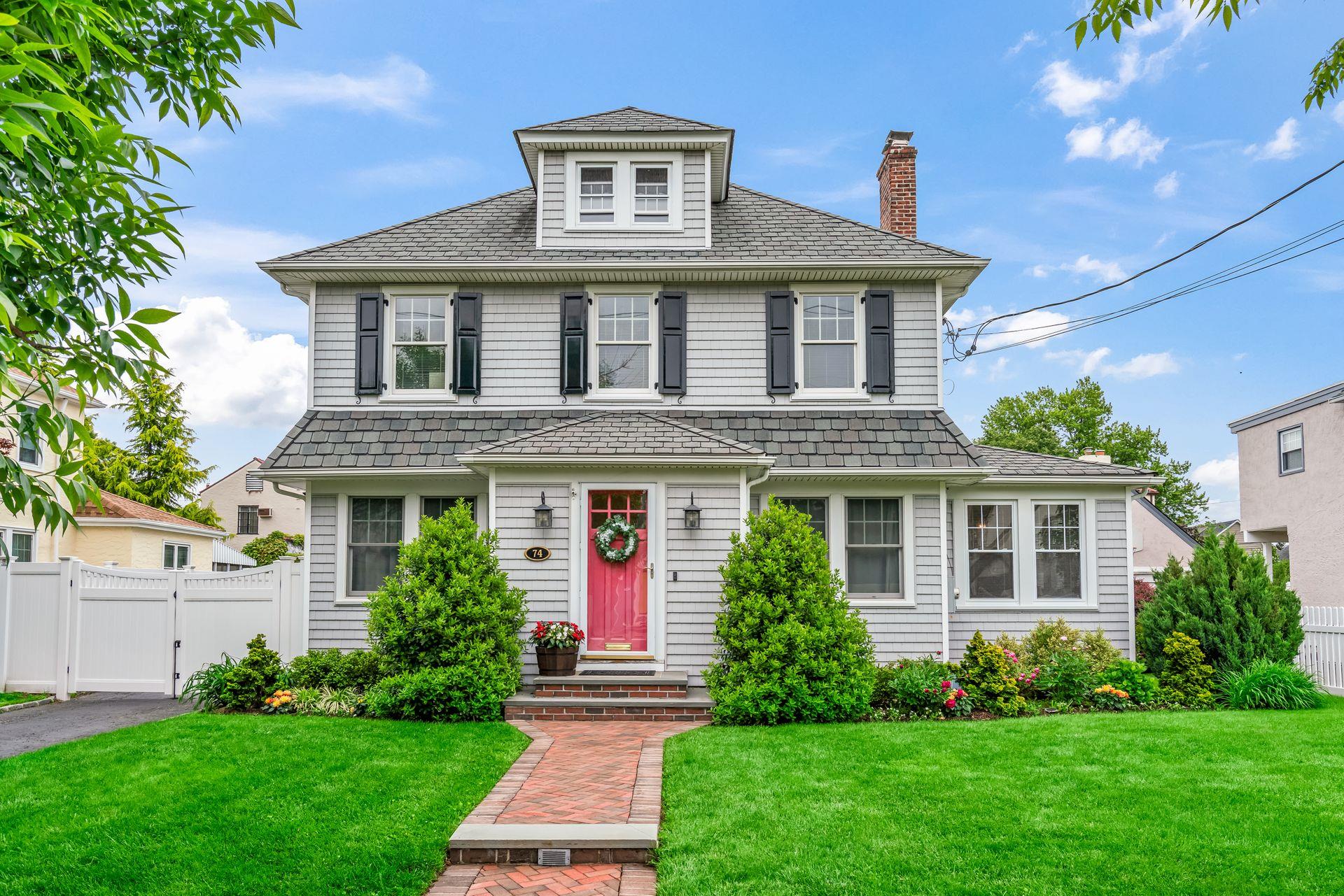74 Buckingham Road, West Hempstead, New York image 1