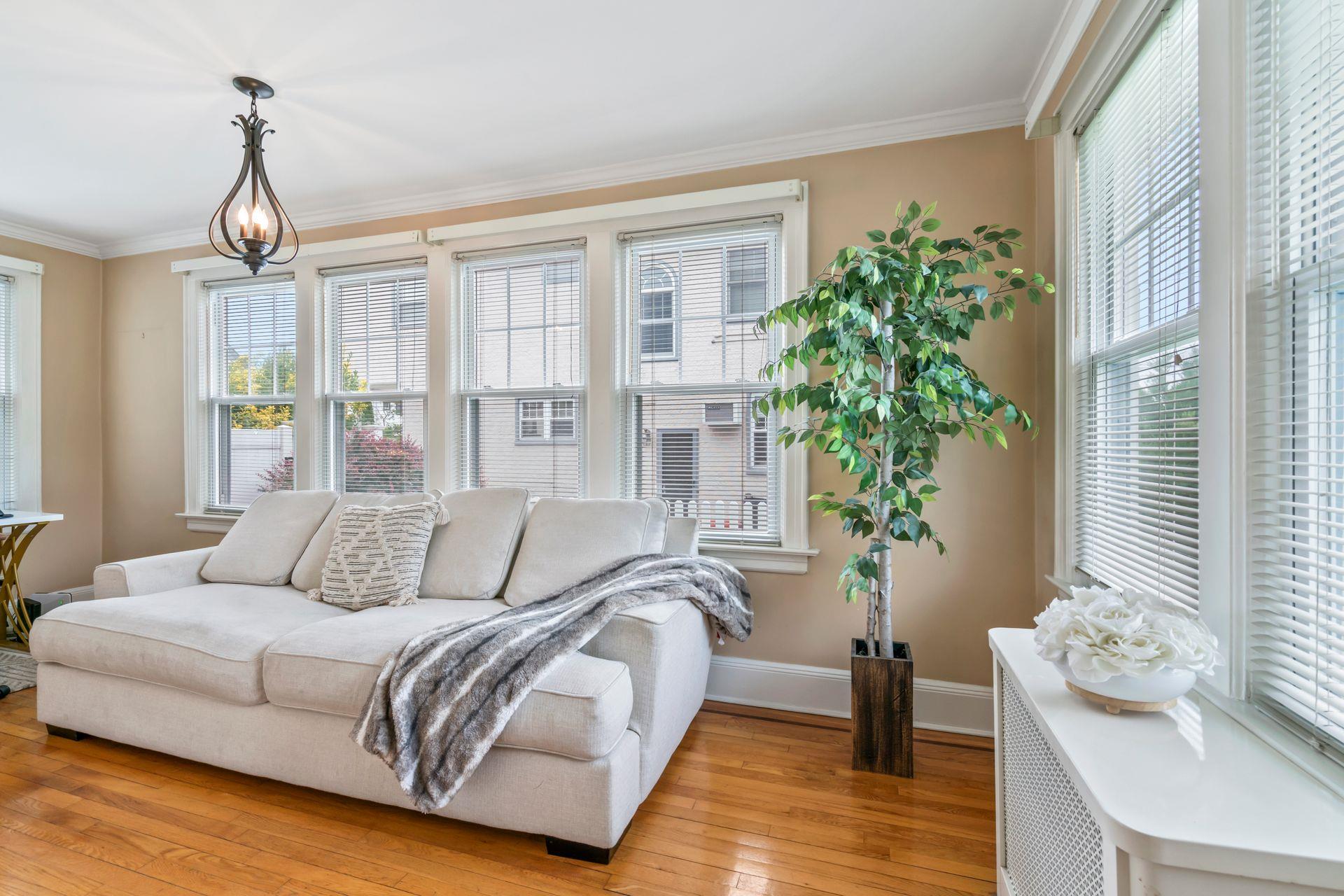 74 Buckingham Road, West Hempstead, New York image 16