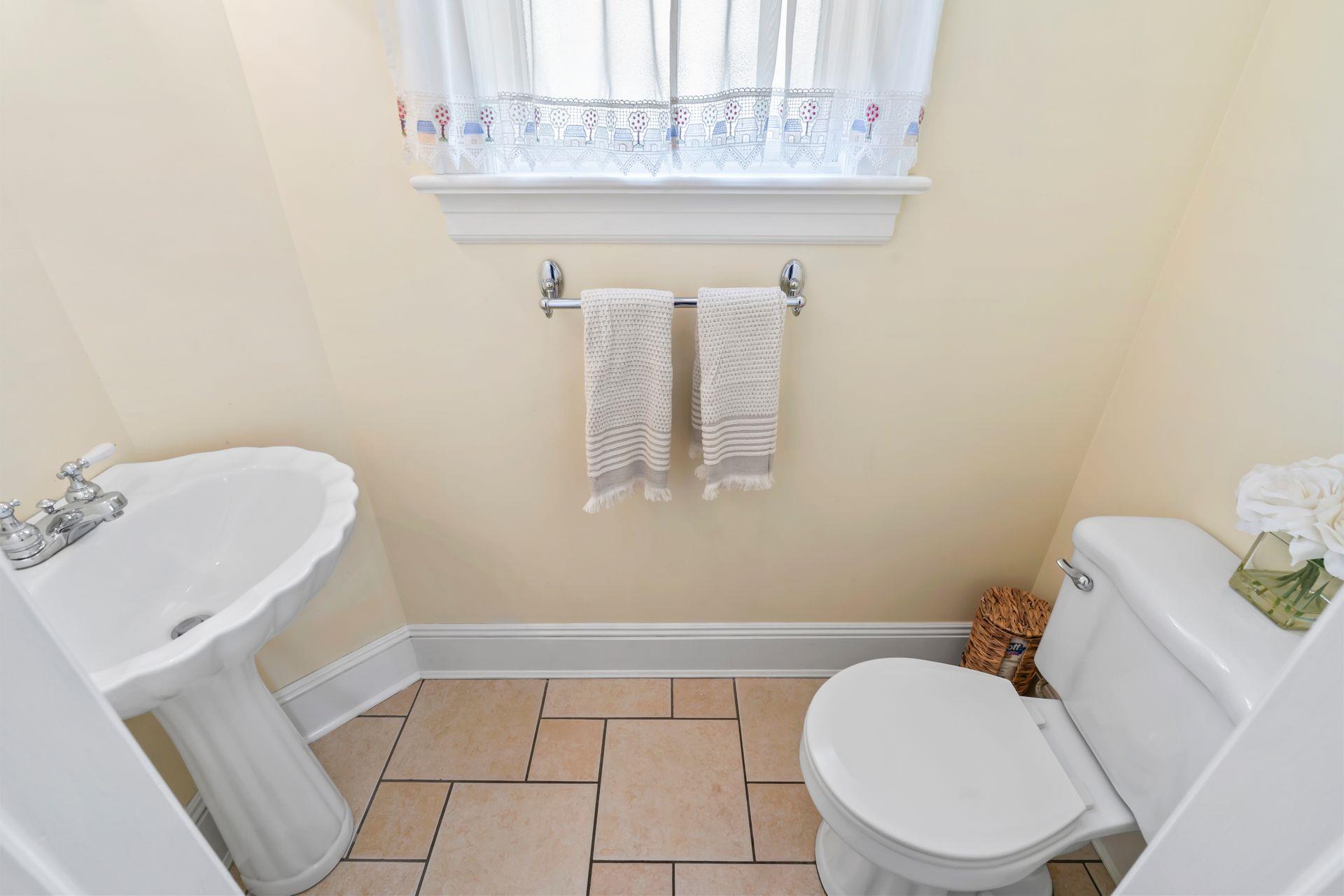 74 Buckingham Road, West Hempstead, New York image 17