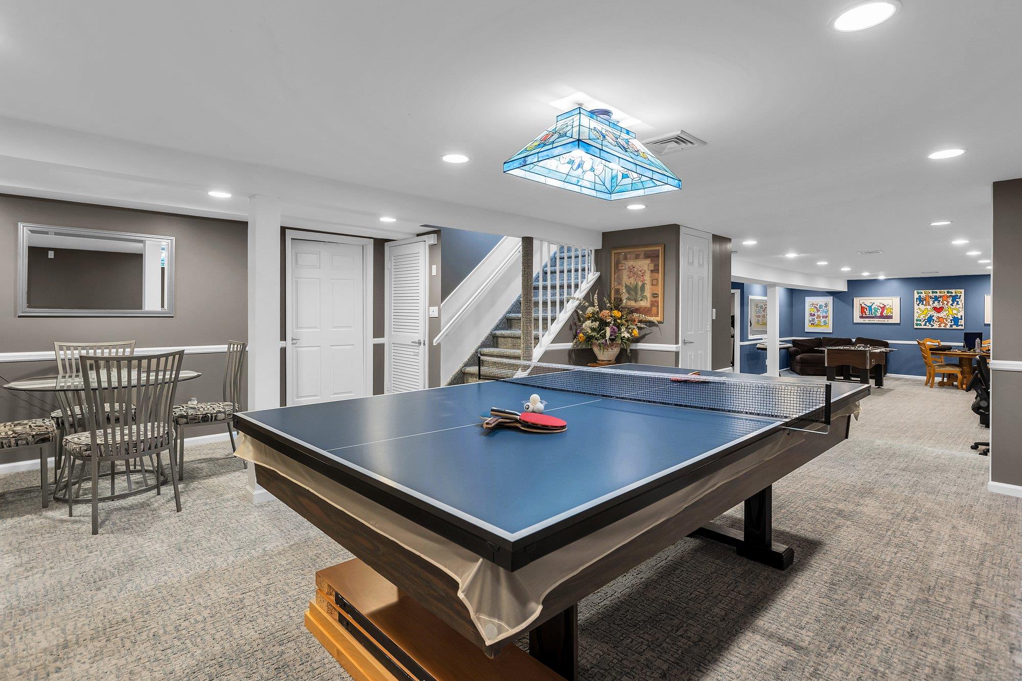 31 Round Tree Drive, Melville, New York image 29