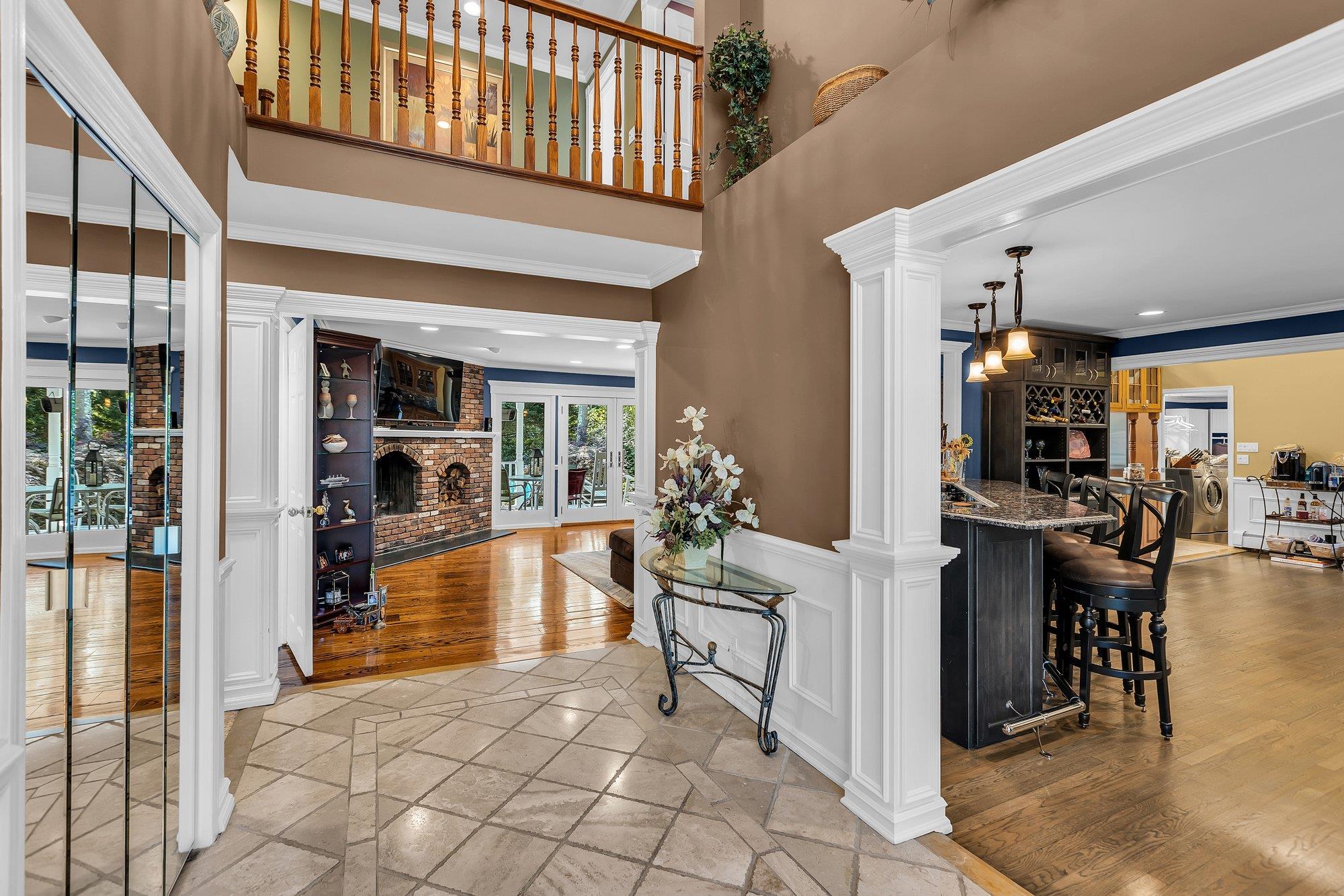 31 Round Tree Drive, Melville, New York image 5