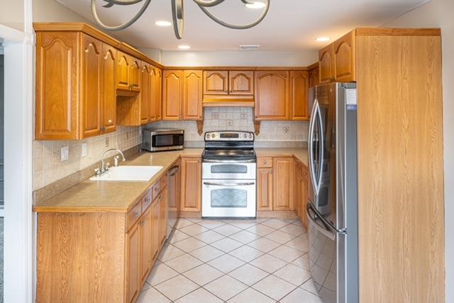 37 Wylde Road, Mount Sinai, New York image 3