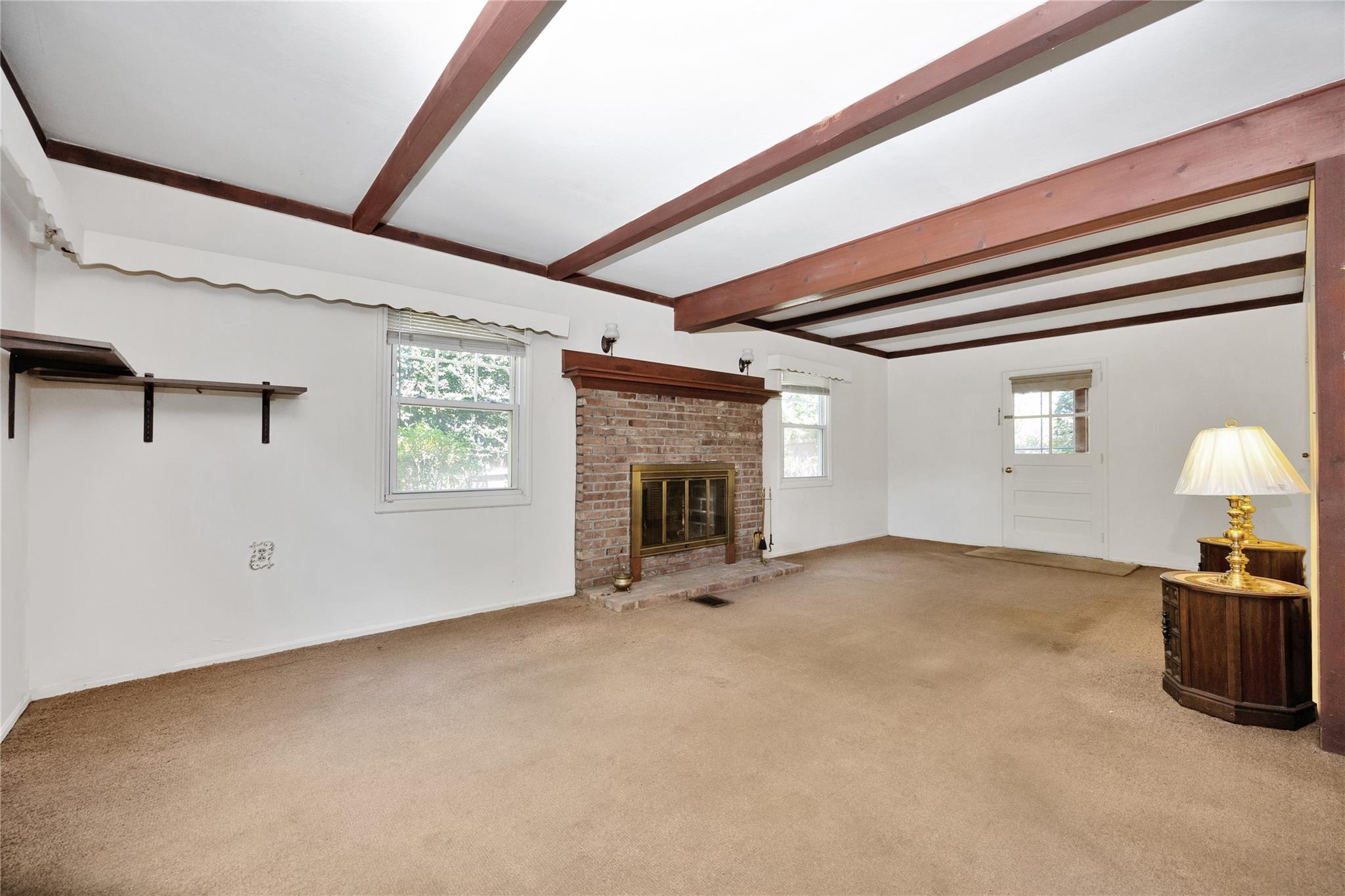 146 Deepdale Parkway, Albertson, New York image 15