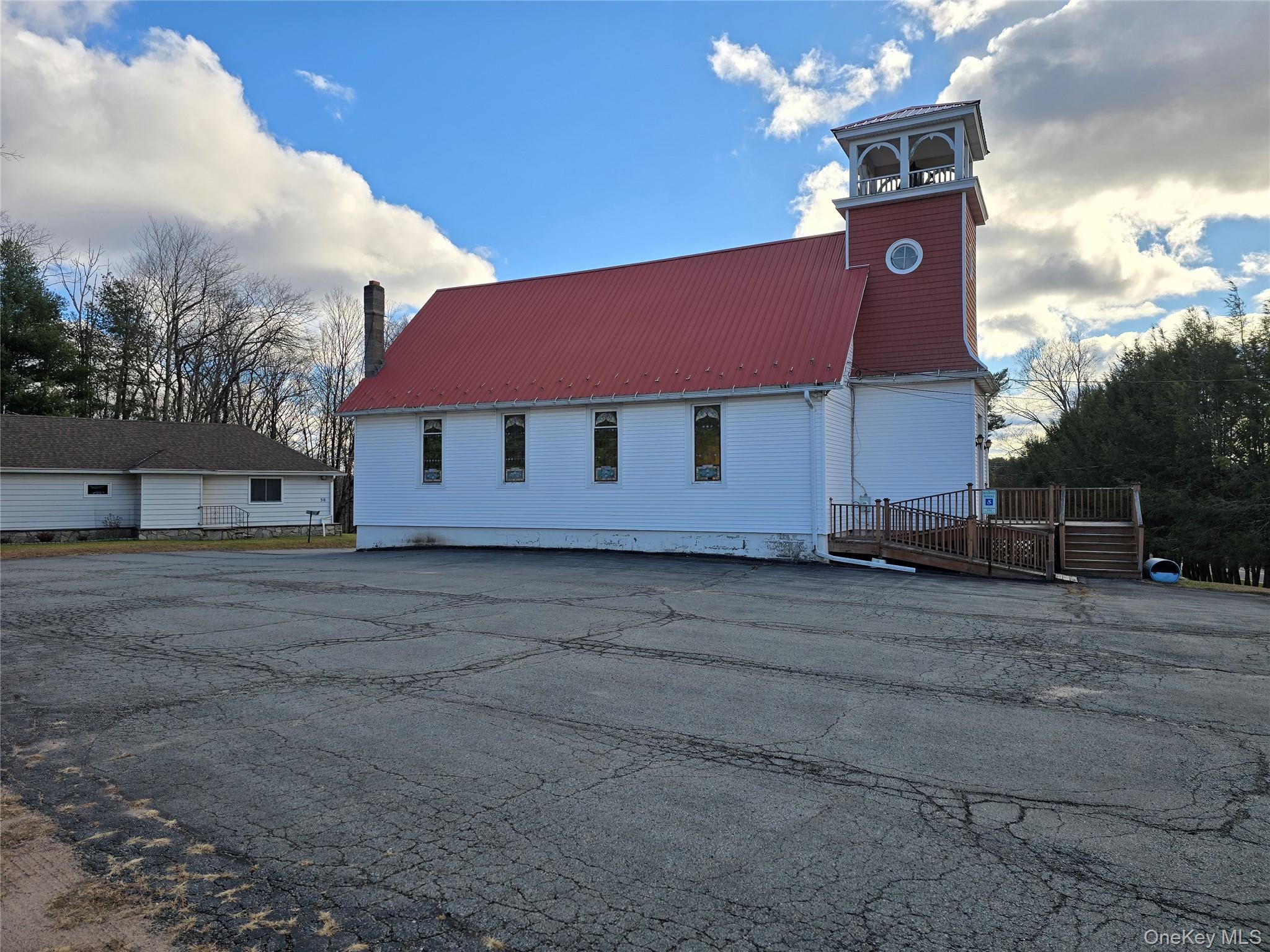 58 Horseshoe Lake Road