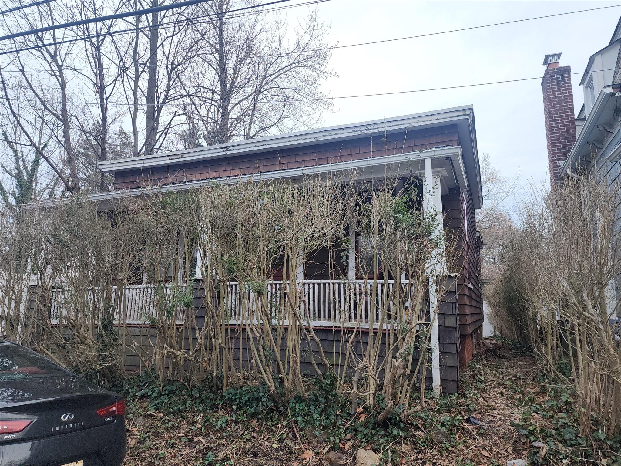 79 15th Avenue, Sea Cliff, New York image 2