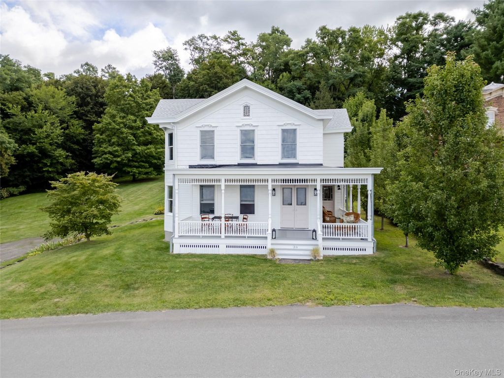 Photo of 36 Riverview Street, Stuyvesant, NY 12173 (MLS # 923308)