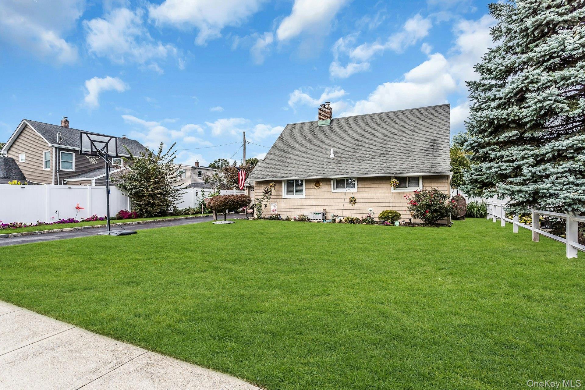 23 Summit Lane
