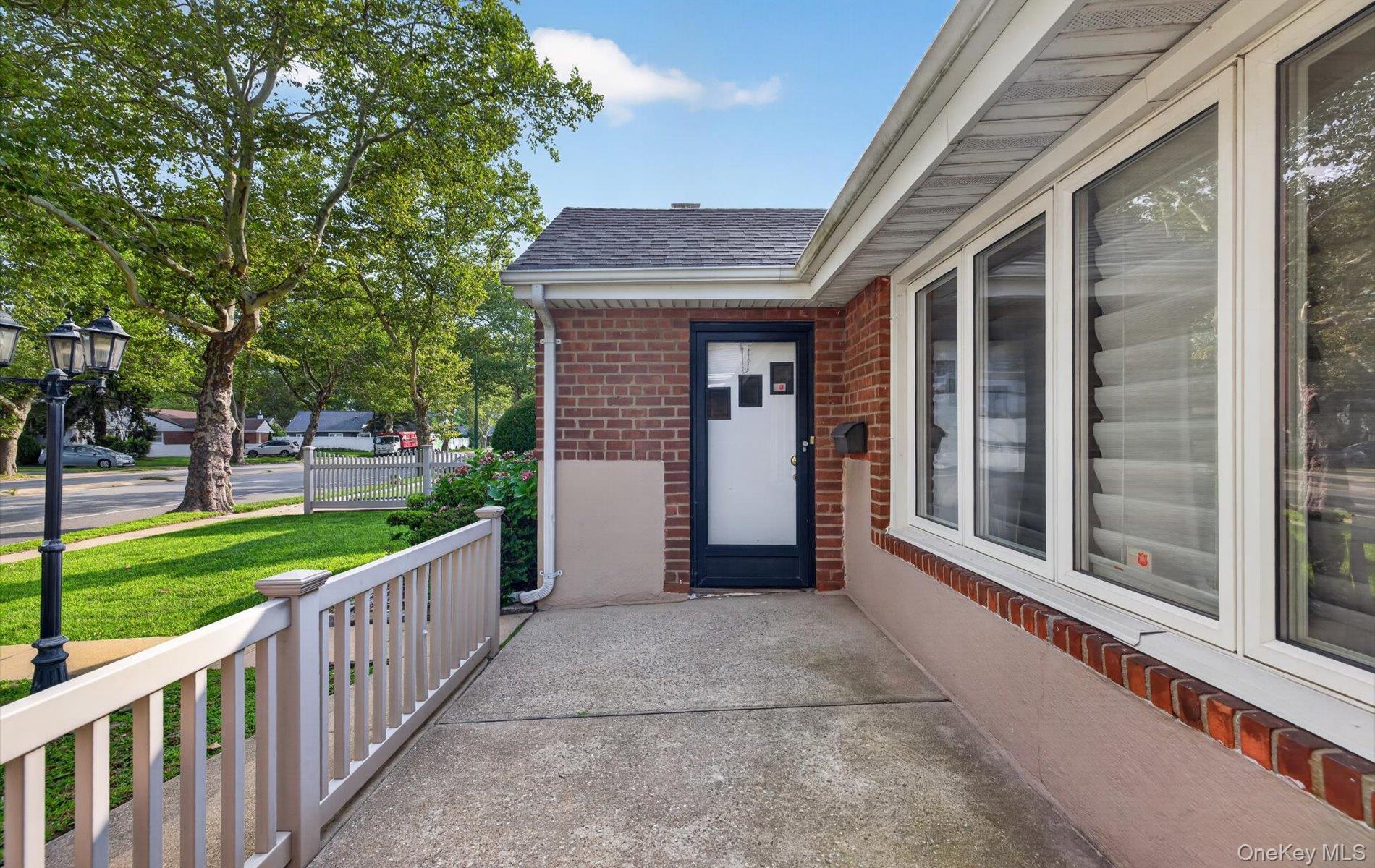 375 Peninsula Boulevard - Photo 3