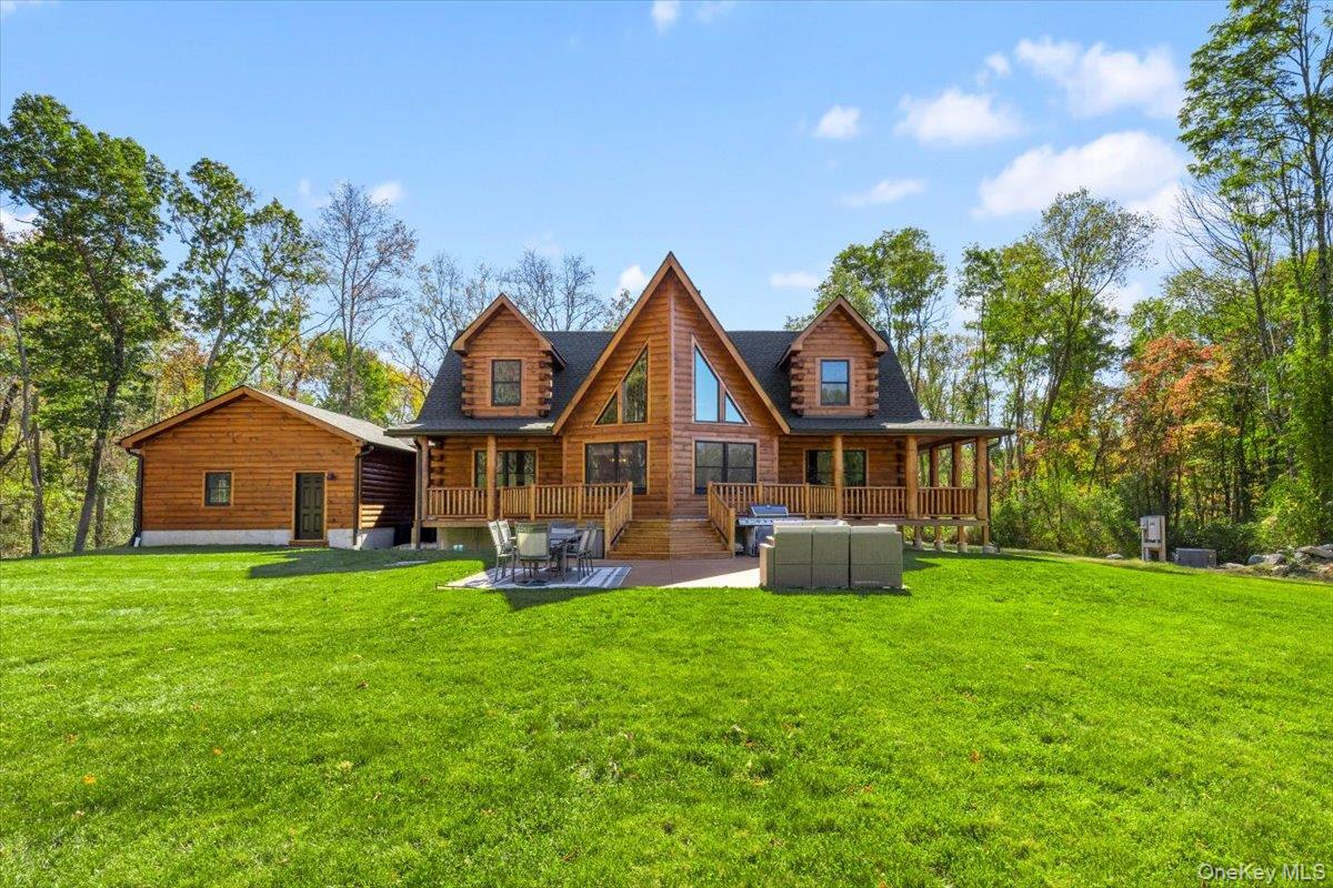 76 Woodlands Trail