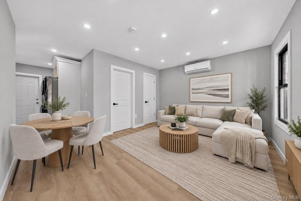 Photo of 777 E 225th Street, Bronx, NY 10466 (MLS # 1054705)