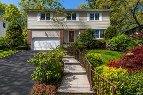 Homes For Sale - 24 Sheldrake Place<br/> Westchester County, New Rochelle, NY 10804