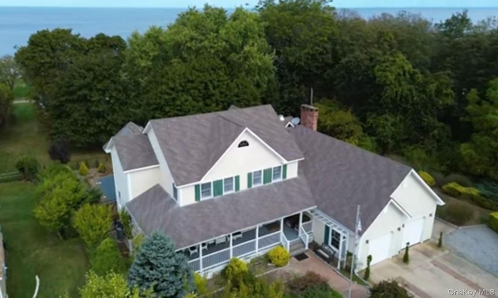 Photo of 886 Sound Shore Road, Jamesport, NY 11901 (MLS # 975461)