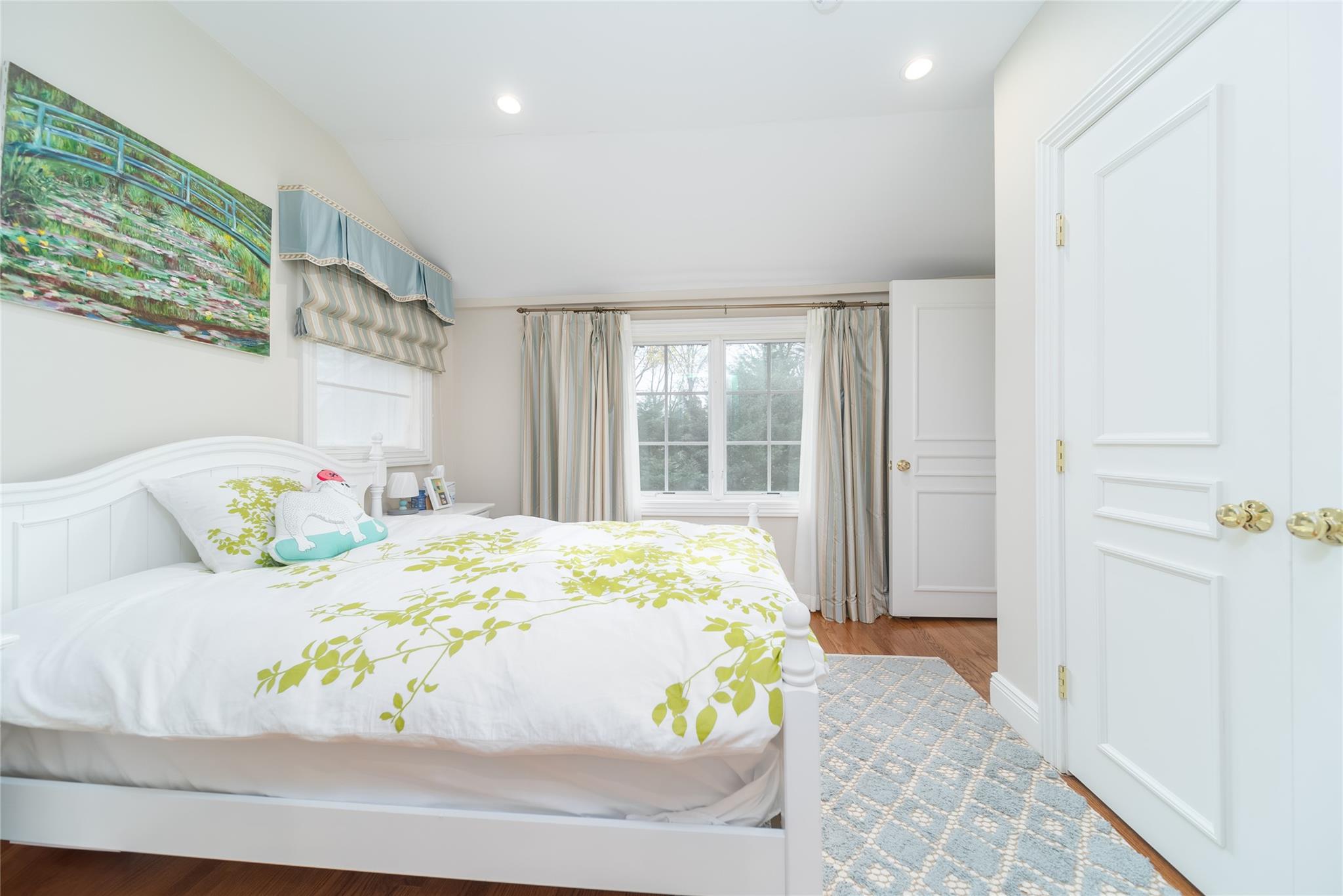 10 Gateway Drive, Great Neck, New York image 33