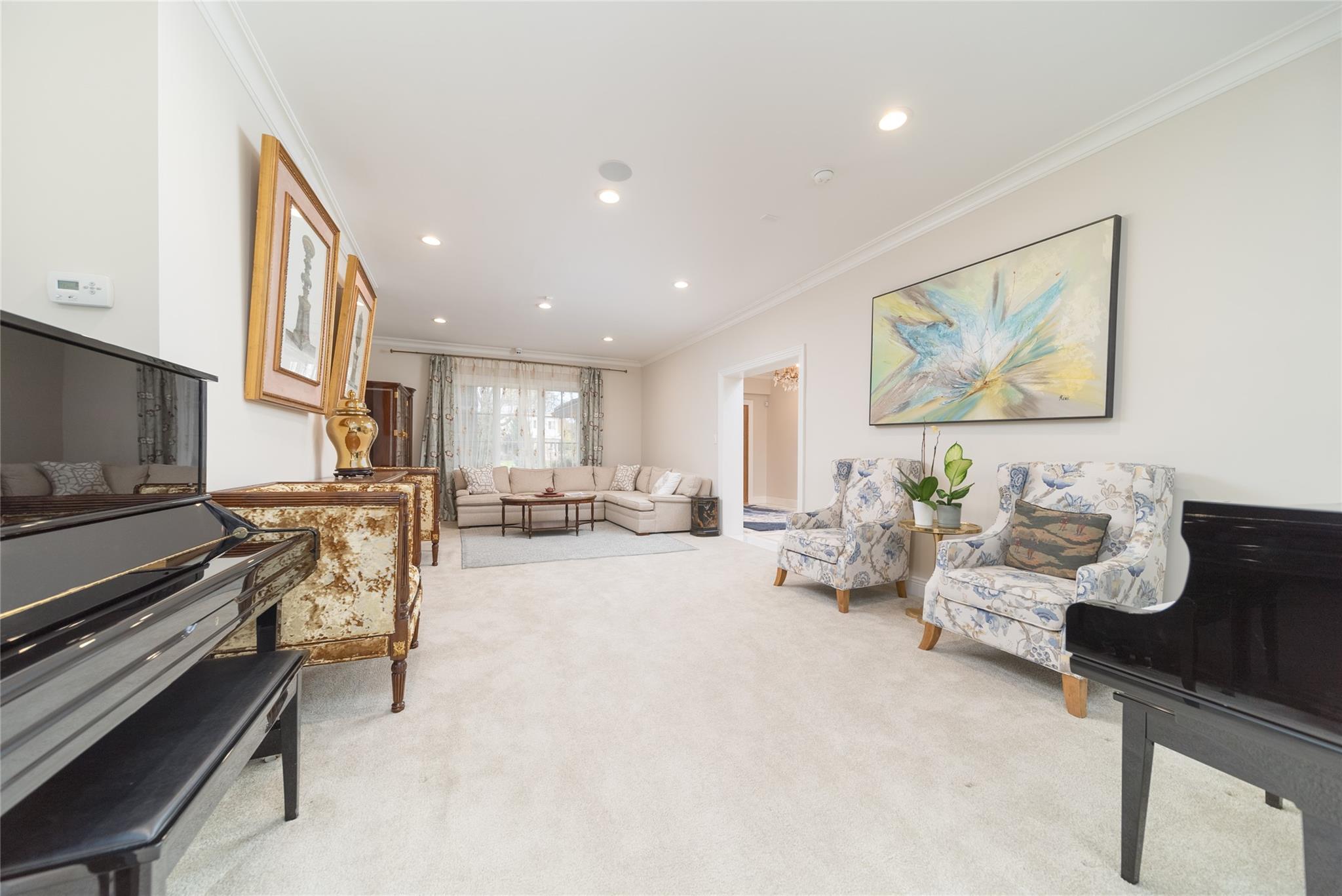 10 Gateway Drive, Great Neck, New York image 18
