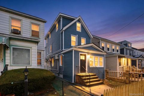 Multifamily For Sale - 90-48 204 Street<br/> Hollis, NY 11423