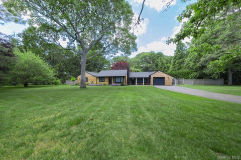 Homes For Sale - 19 Groveland Avenue<br/> Suffolk County, East Quogue, NY 11942