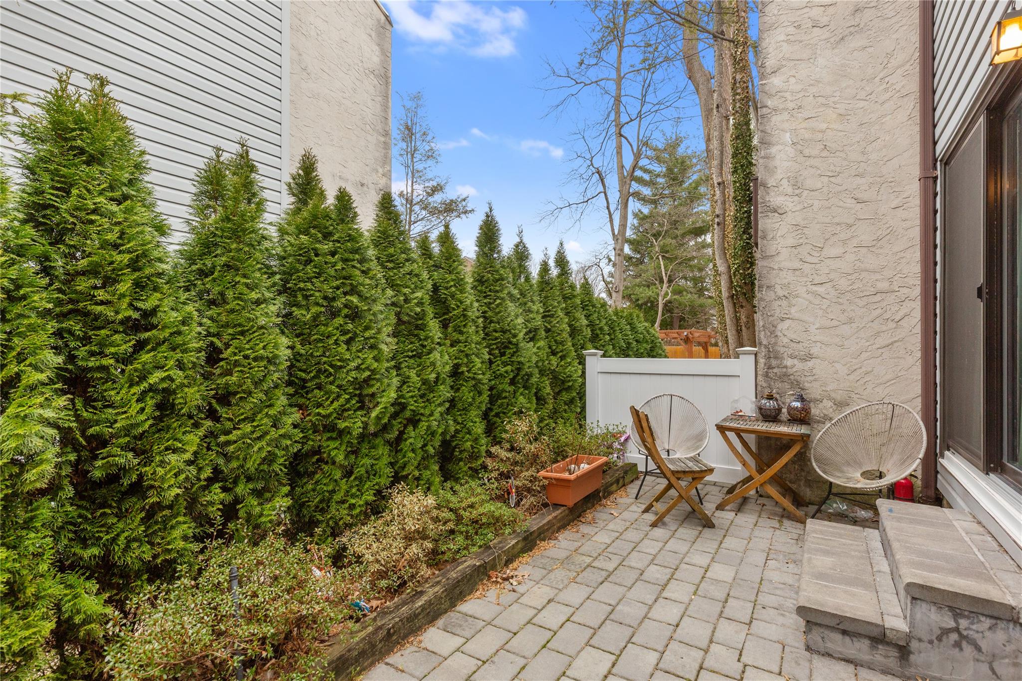 10 Wooleys Lane #B-1, Great Neck, New York image 14