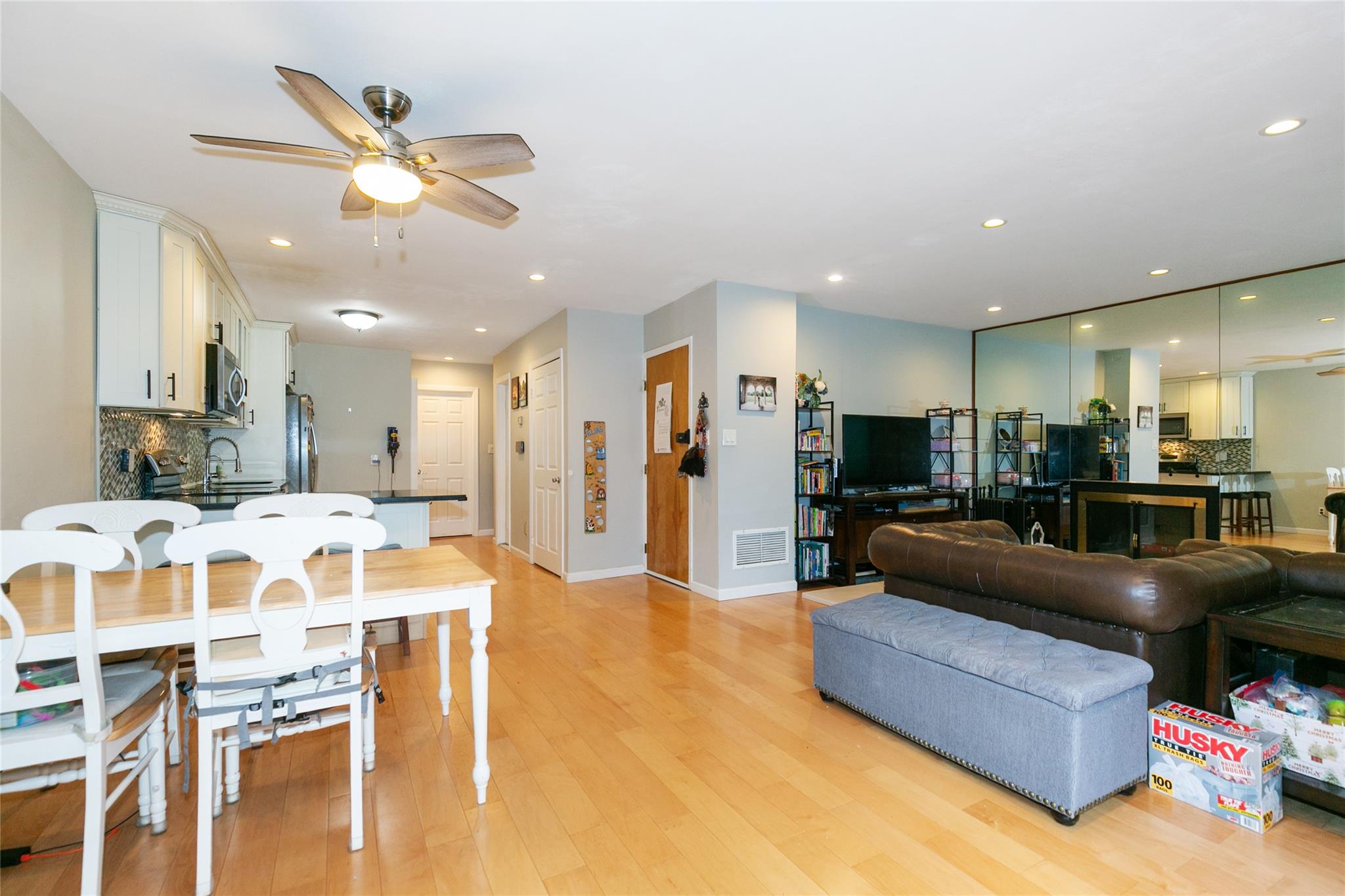 10 Wooleys Lane #B-1, Great Neck, New York image 7