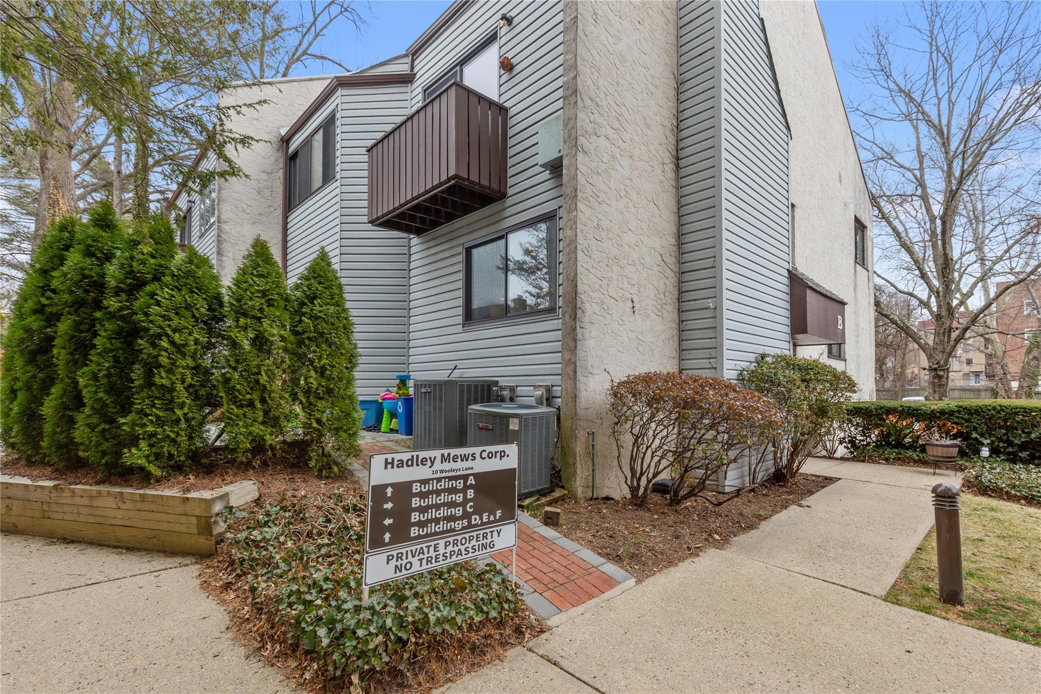 10 Wooleys Lane #B-1, Great Neck, New York image 23